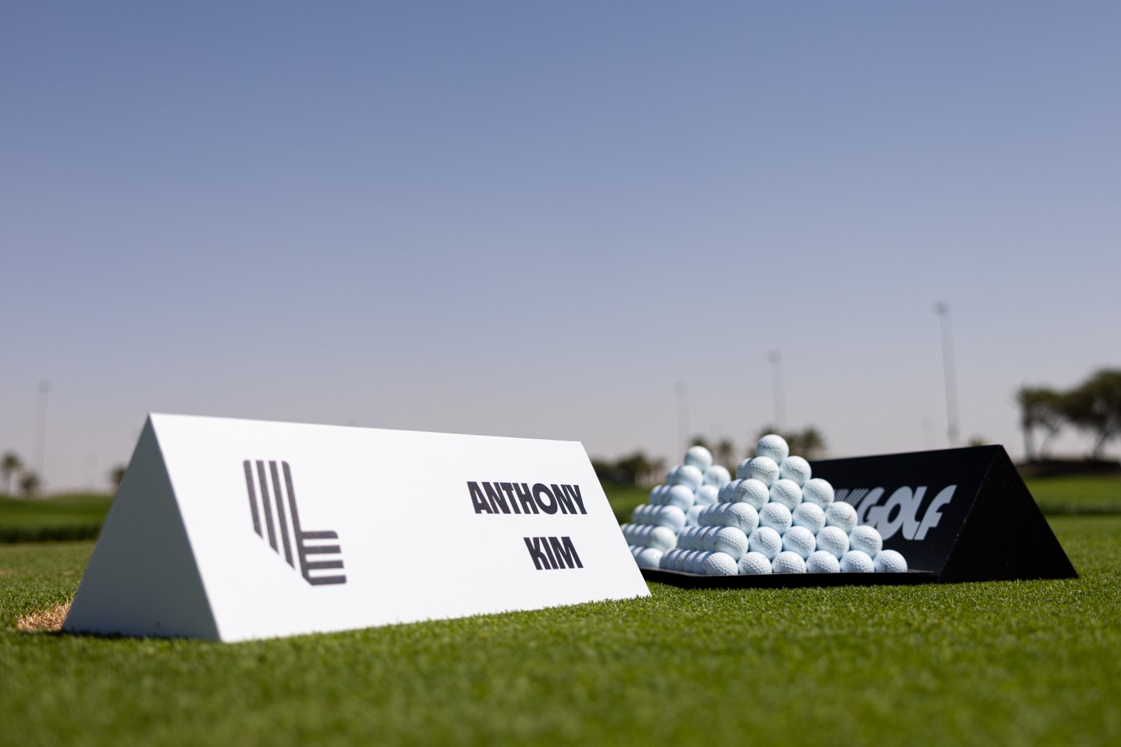 Stunning Anthony Kim Captures Stunning Liv Golf Adelaide Crown Photo Photography Stunning Anthony Kim Captures Stunning Liv Golf Adelaide Crown Photo Photography